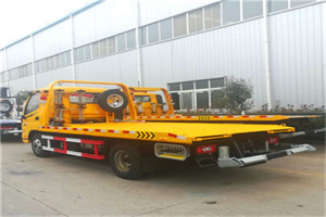 怀北附近拖车救援搭电