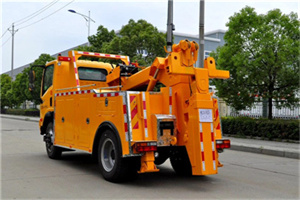 怀北高速路拖车费